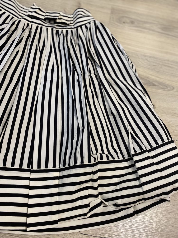 Продам женскую юбку Diane von Furstenberg