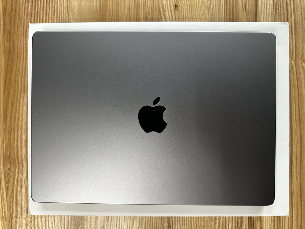 Macbook pro 14 2021 M1 16Gb 512Gb A2442 MKGP3LL/A space gray