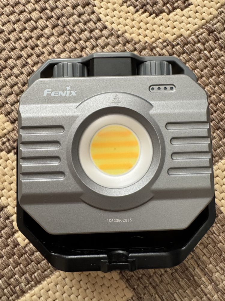 Ліхтар повербанк fenix cl28r
