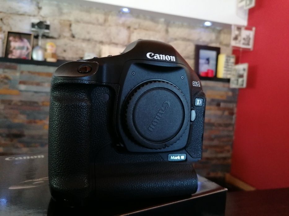 Canon EOS 1D Mark III