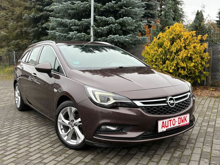 Opel Astra 1.4 Turbo 150Ps  Ledy Lux Nawigacja Kamera Bezwypadkowy