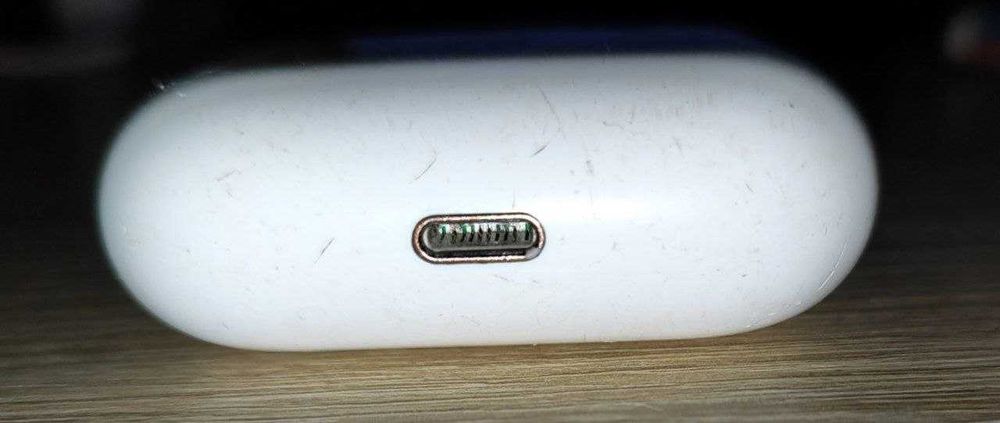 Продам навушники  AirPods TWS