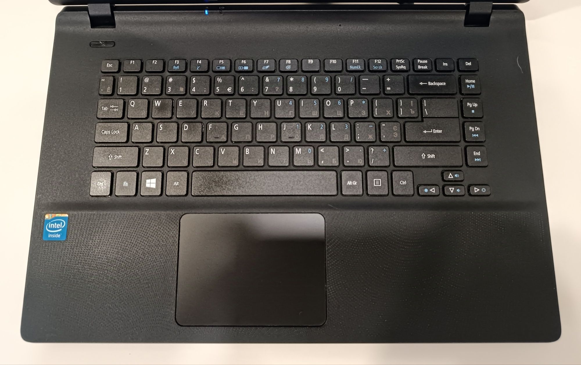 Продам ноутбук ACER ES1-511