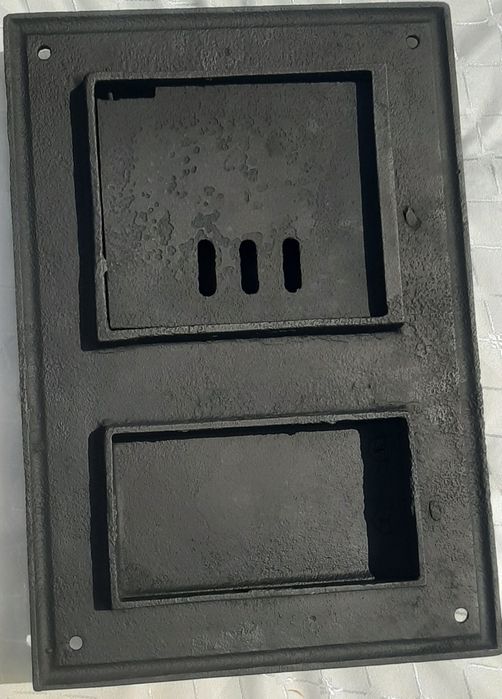 Drzwiczki żeliwne do pieca wędzarni  AGA  2.