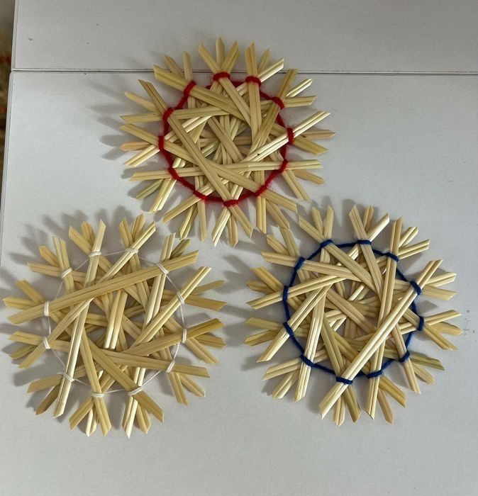 Солома для створення Павука Зірки янгола