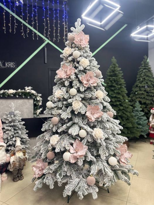 Штучні ялинки та сосни. Ялинка. Ель. Лита ялинка. Елка искусственная.