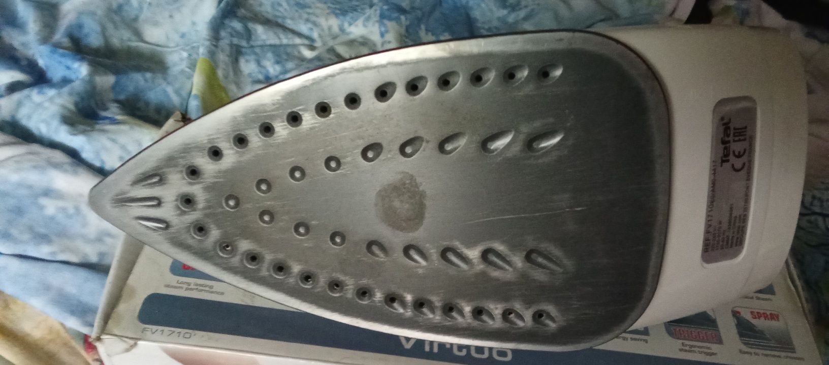 Утюги  Tefal , Philips и  3 ссср, рабочие.