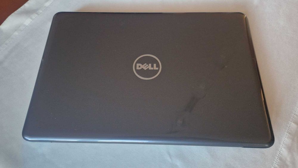 Laptop Dell Inspiron 15 5567 Win10 15,6'' 8GB i3-6006u SSD 256GB