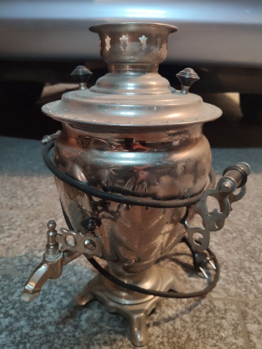 Продам самовар 3 литра.