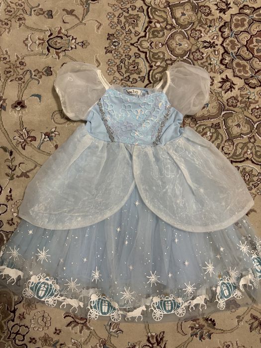 Карнавальні сукні Дісней принцес і інших на різний вік