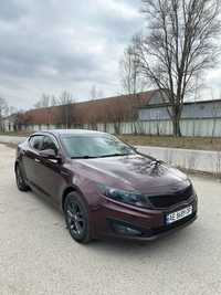 Продам гарну машину КІА Optima