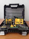 Лазерний рівень нівелір dewalt 4d 16 ліній лазерный уровень
