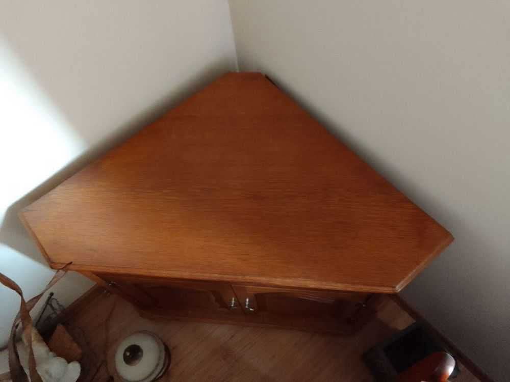 Szafka narozna pod telewizor