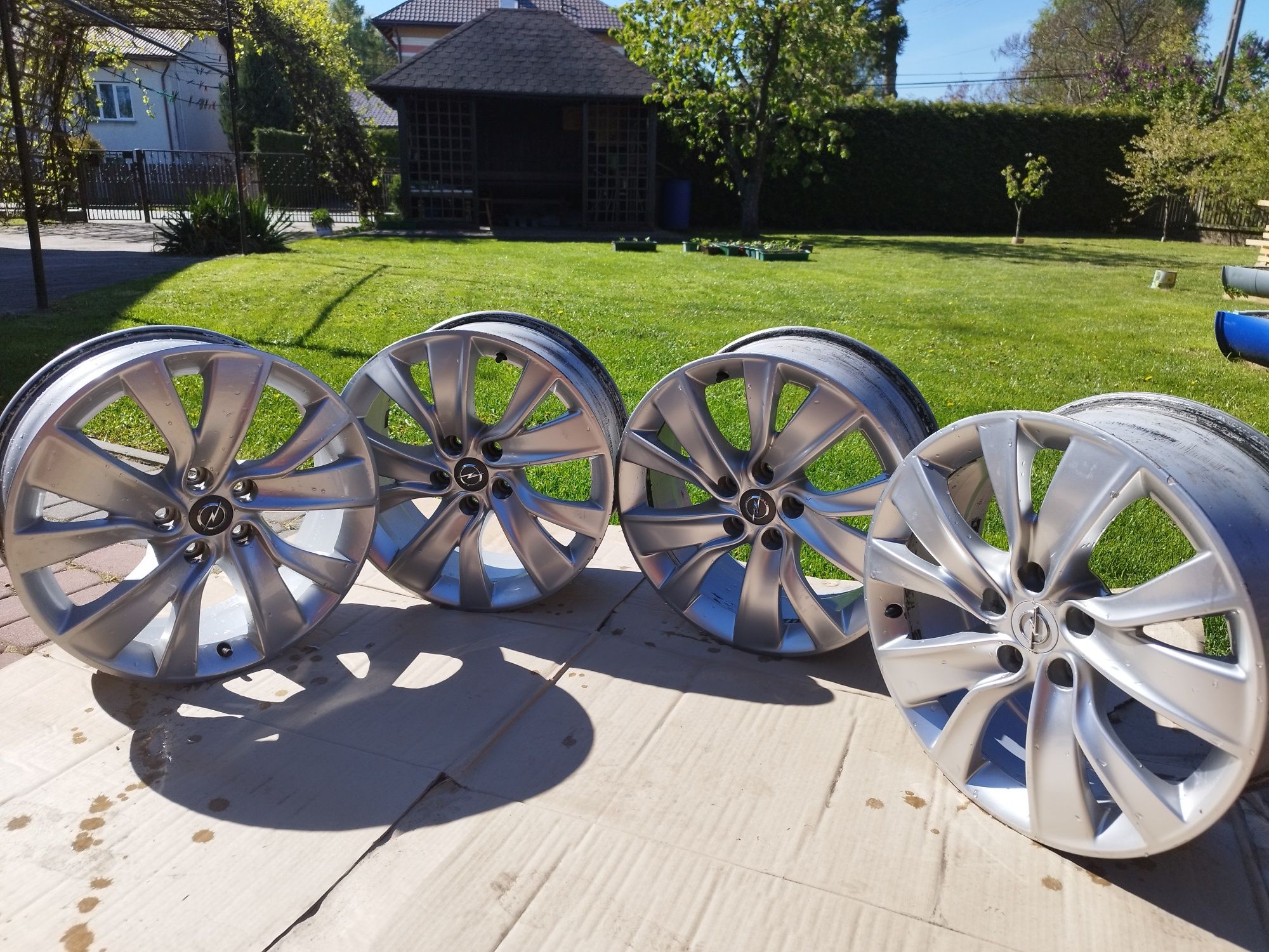 Opel Astra 4X felga 18X7,5 ET41