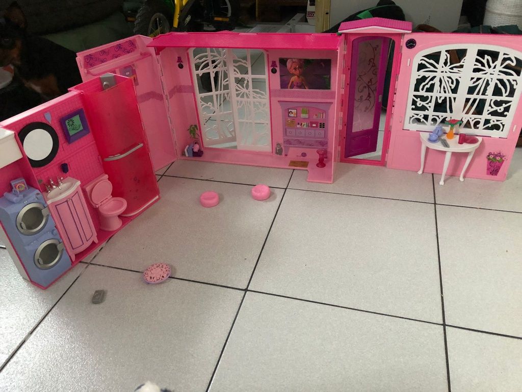 Brinquedo casa da Barbie