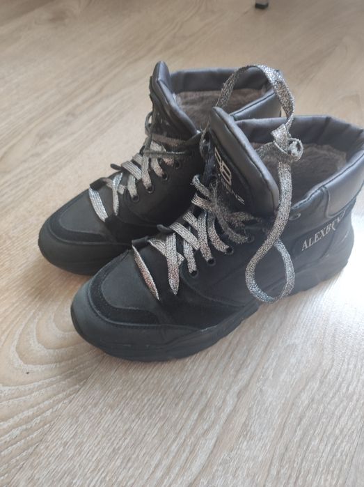 Зимние ботинки для детей