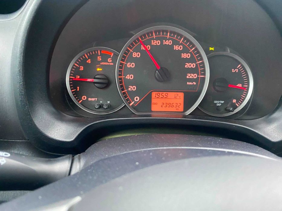 Toyota Yaris 1.4 D-4D 2013 — foto 7