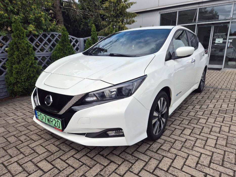 Nissan Leaf Zadbany * Niski przebieg * Ogrzewane przednie i tylne fotele