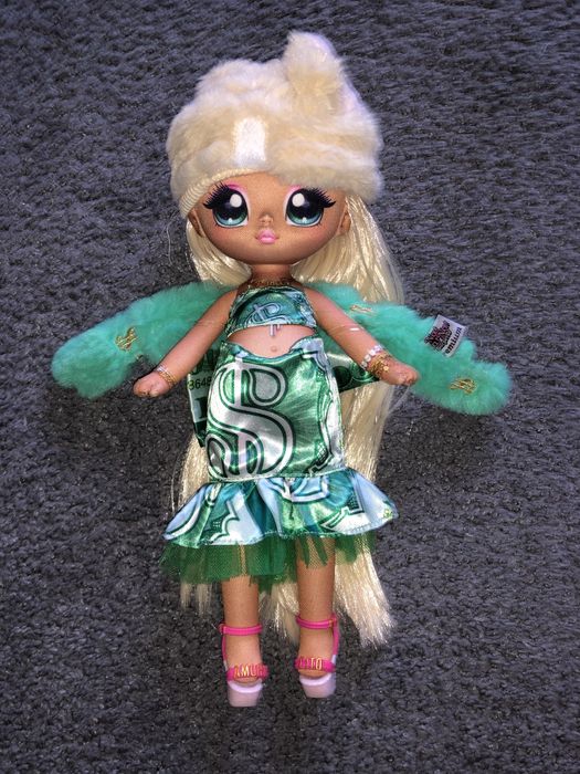 NANANA surprise teens Na! Na! Na! Lol carmen linda lol