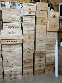 Caixas de vinho de madeira