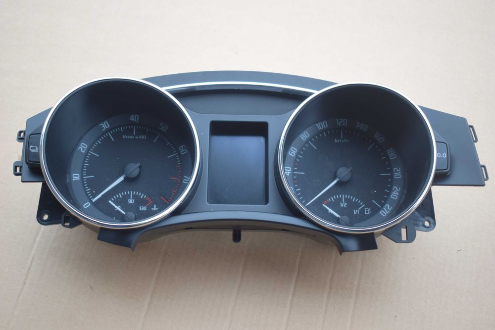 licznik zegar SKODA SUPERB II 3.6 fsi FL LIFT 14r. 3T1.920841L