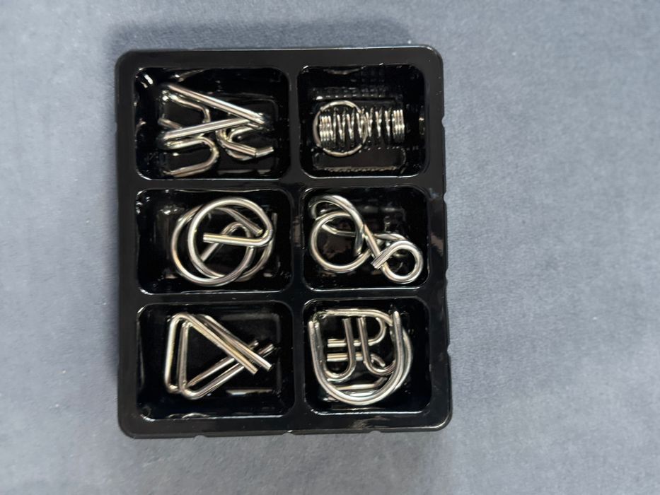 Металеві головоломки