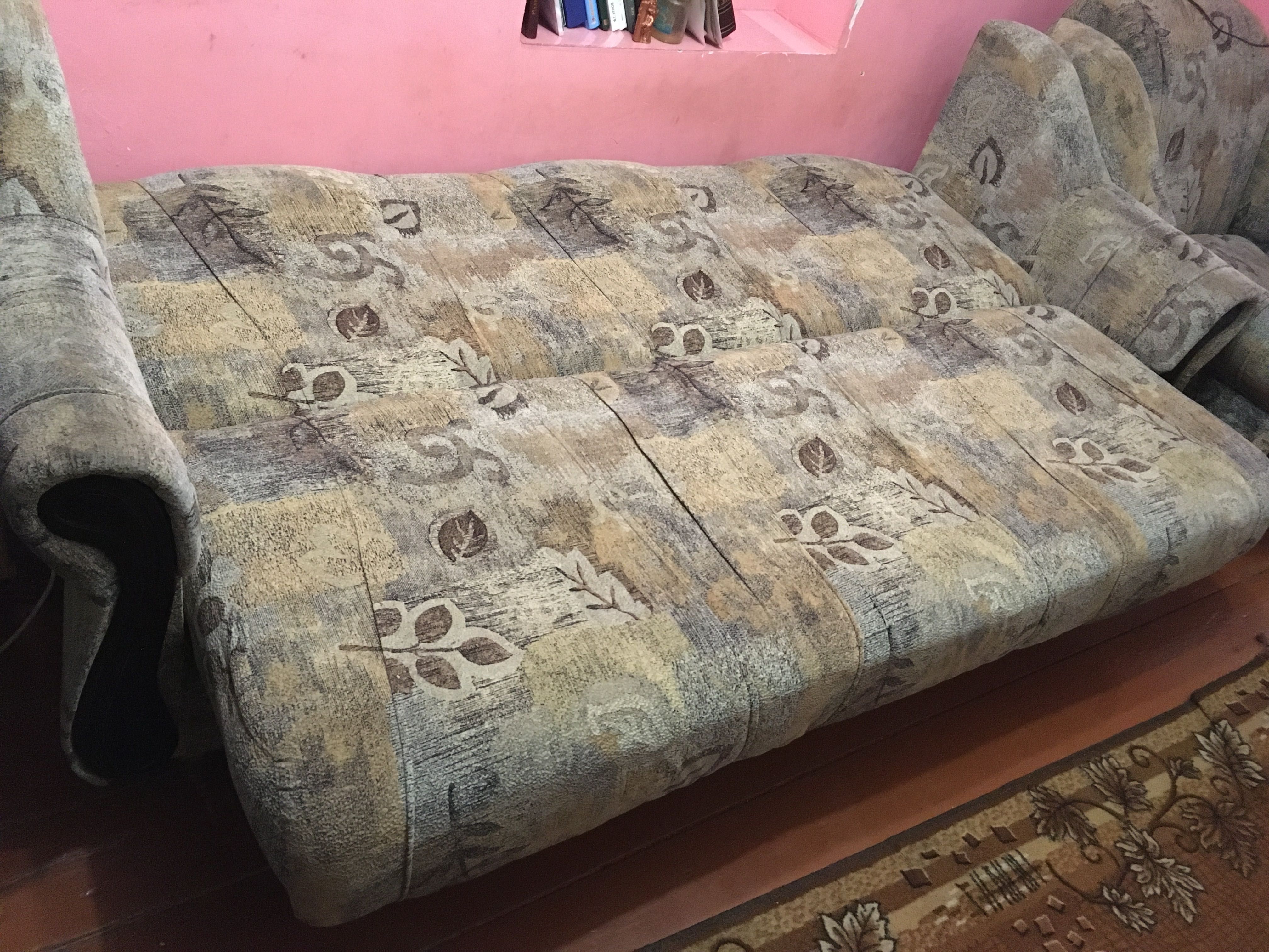 Срочно! Продам диван бу