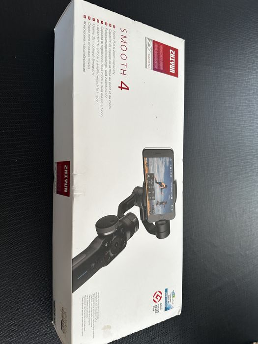 Gimbal Zhiyun Smooth 4