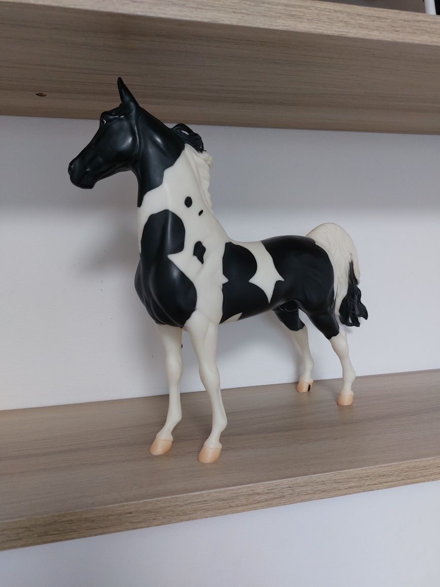 Pilne! Breyer Traditional 1141- American Saddlebred
