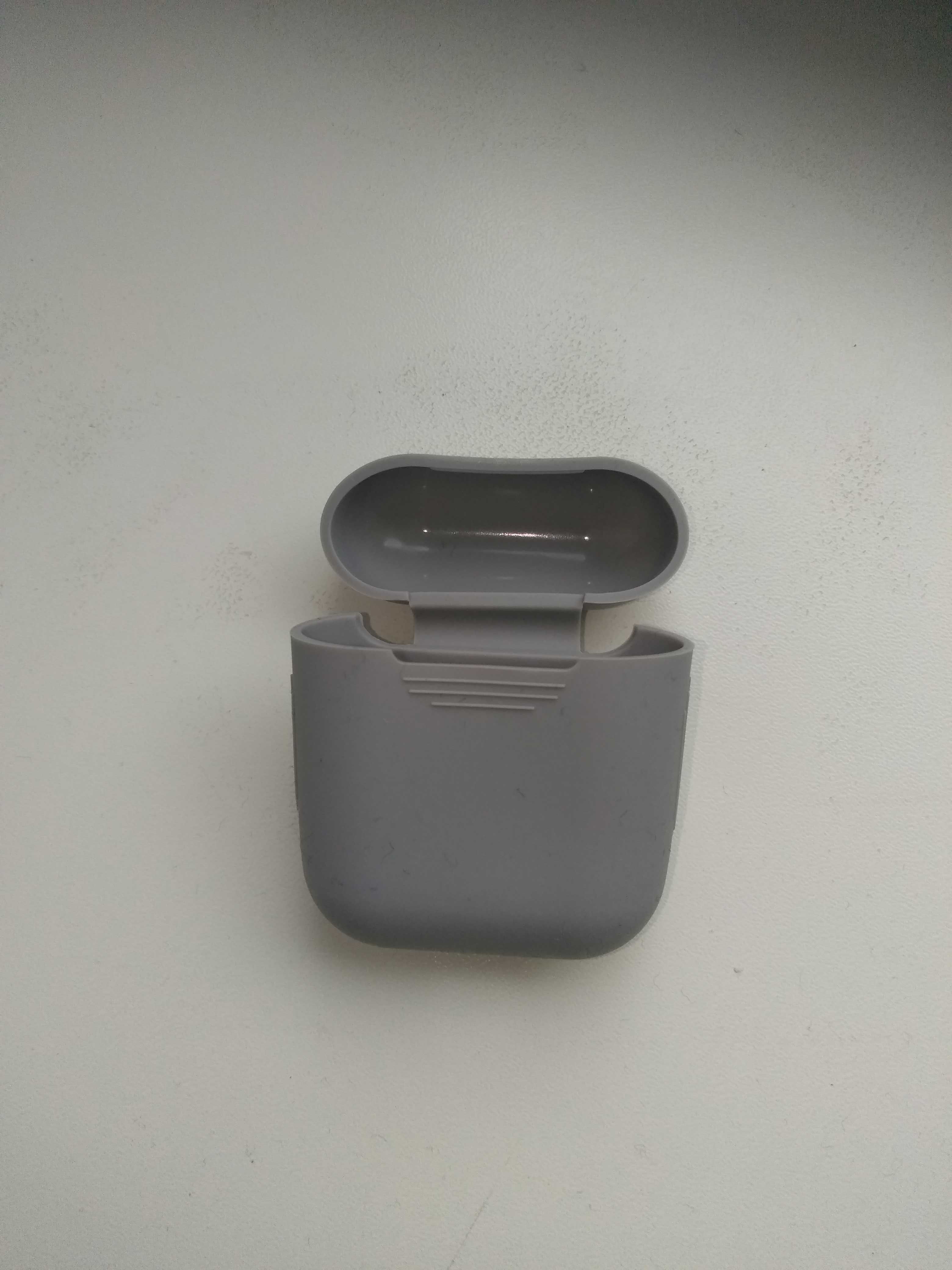 Чехол для Apple Airpods