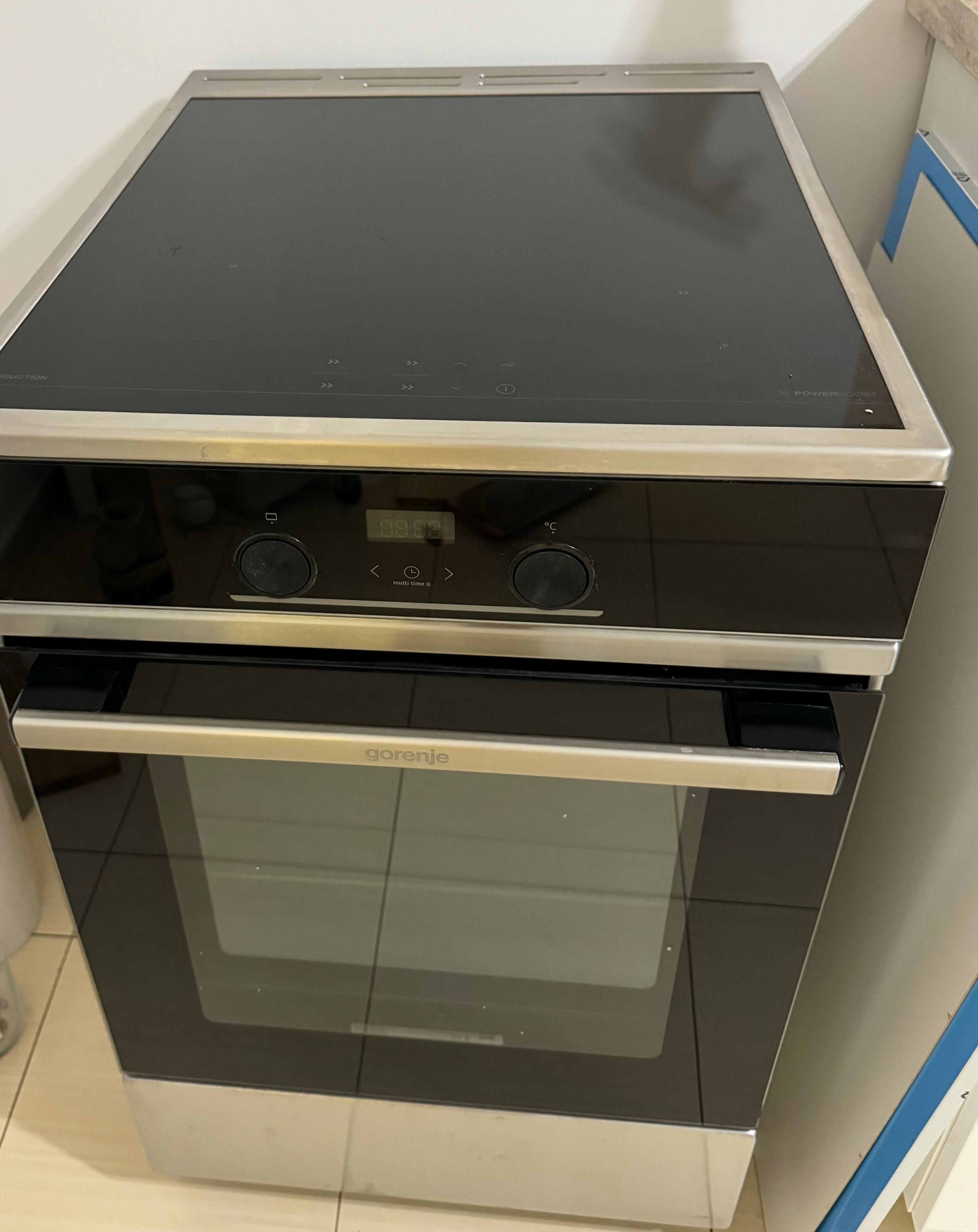 Kuchenka indukcyjna z piekarnikiem elektrycznym Gorenje GEITS5C70XPG