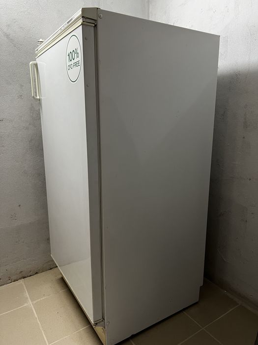 Продам морозильну камеру