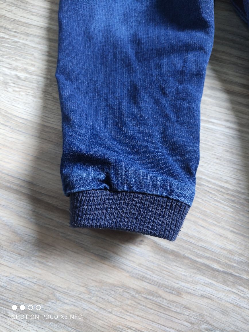 Комбинезон джинсовый с подкладкой на 12-18 месяцев