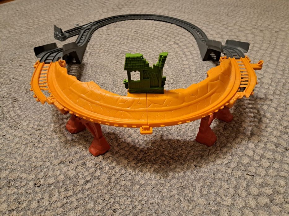 Tomek i przyjaciele - zestaw torów Trackmaster Niebezpieczny most