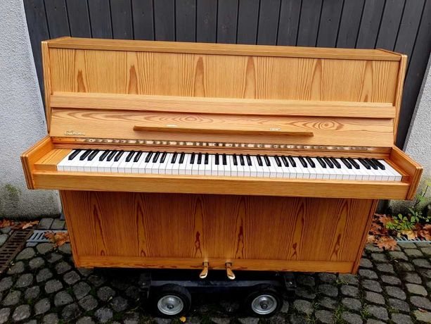 Pianino Nordiska Futura SOSNA MAT 106cm 1981r RENNER