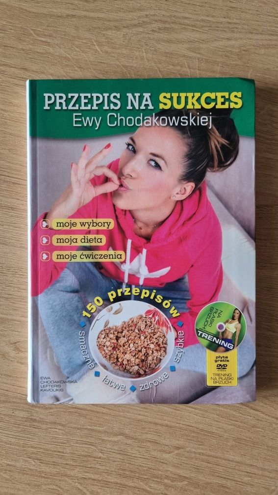 Książka i płyta na płaski brzuch Ewa Chodakowska przepis na sukces