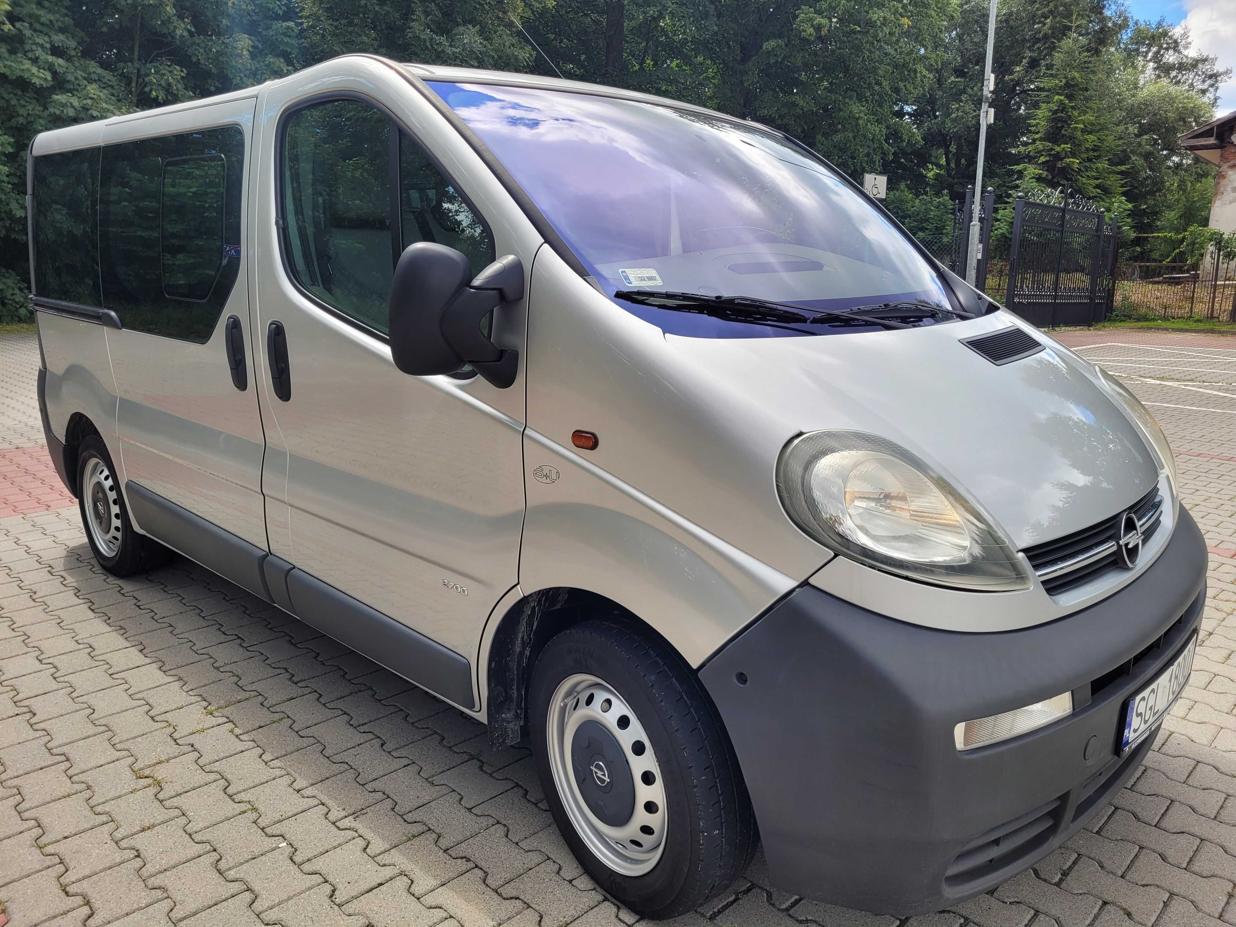 Wynajem busa 9 osobowego! Blaszak opel vivaro long