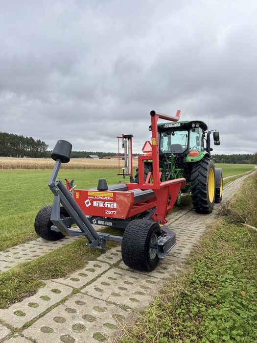 Owijarka samozaładowcza METAL-FACH Z577