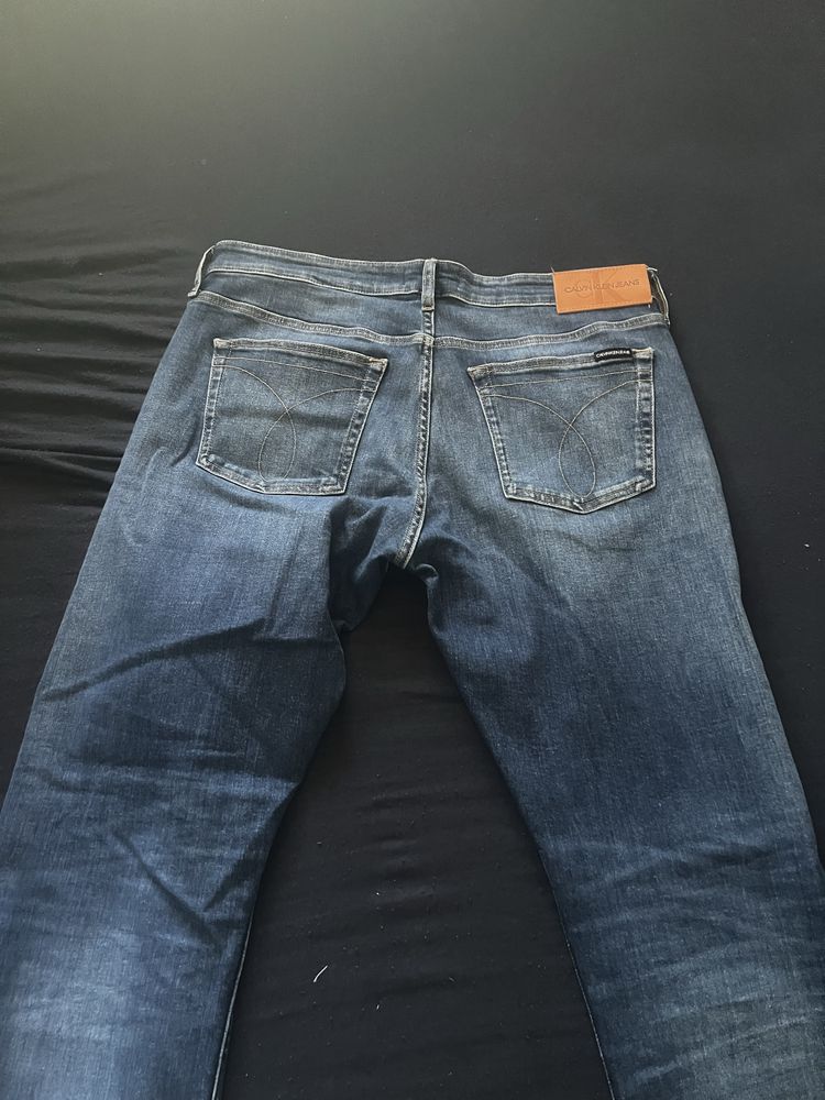 Calvin Klein Jeans
Jeansy Slim Fit Da142 J30J315354  Slim Fit w38 L32