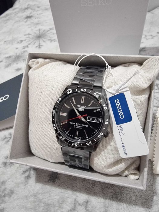 Nowy Seiko Komplet Paragon przeszklony dekiel model SNKE03K1