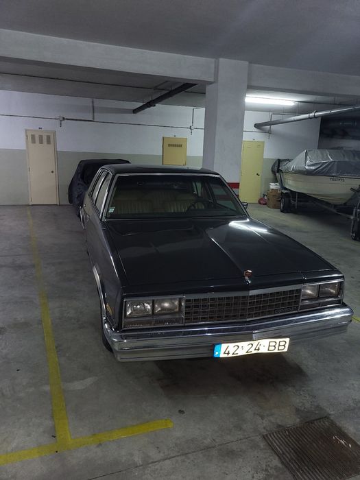 Vendo lugar duplo de garagem