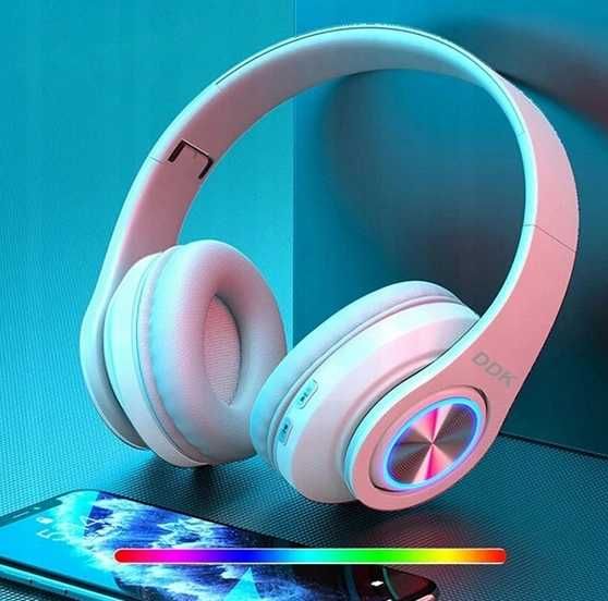 Sluchawki nauszne bezprzewodowe LED BLUETOOTH PREZENT