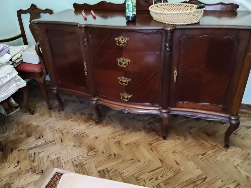 Mobília antiga sala e quarto