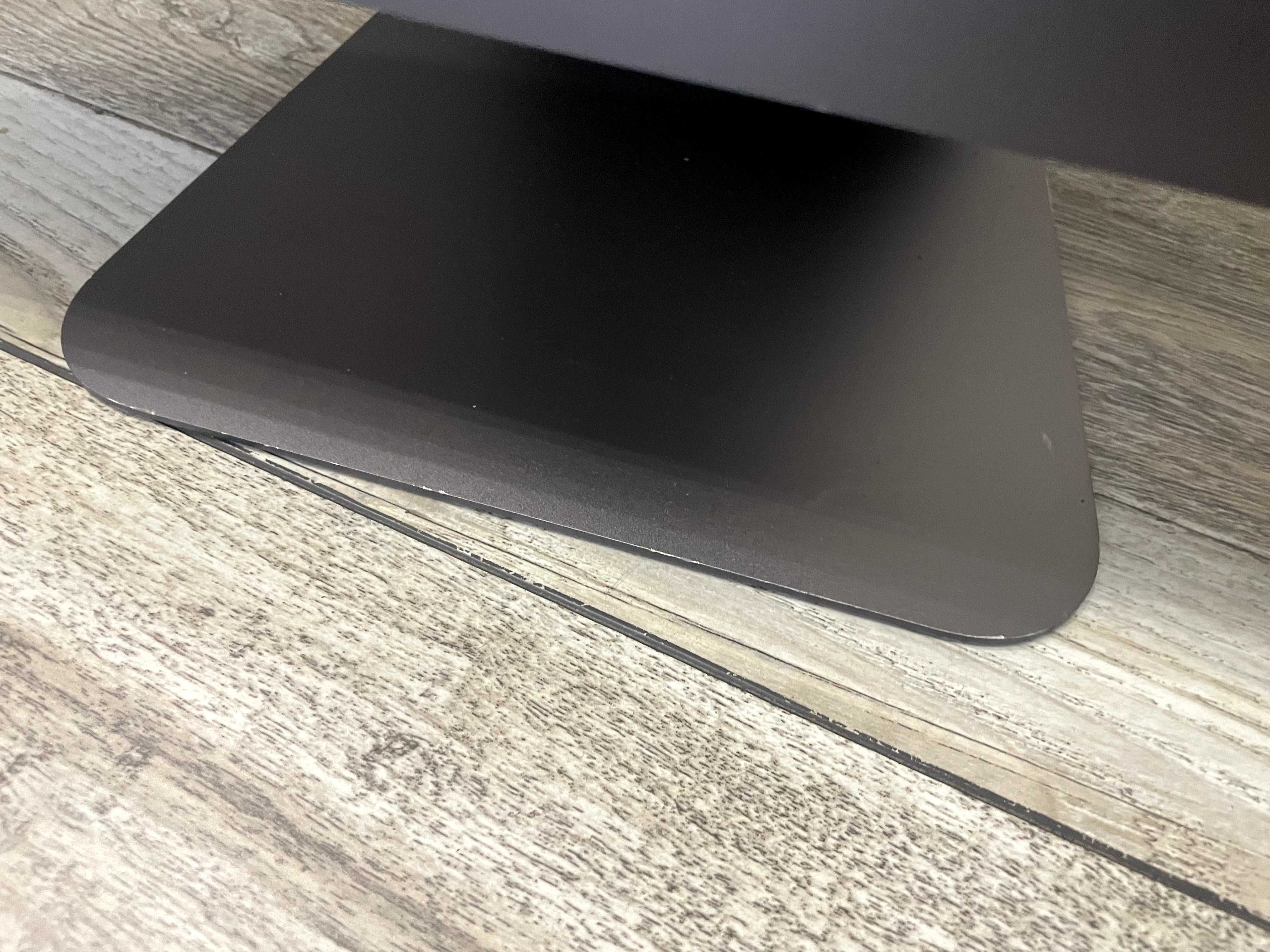 Моноблок/компьютер Apple Imac PRO 27 5К (8 core/32/1 TB/Vega 56 8gb)