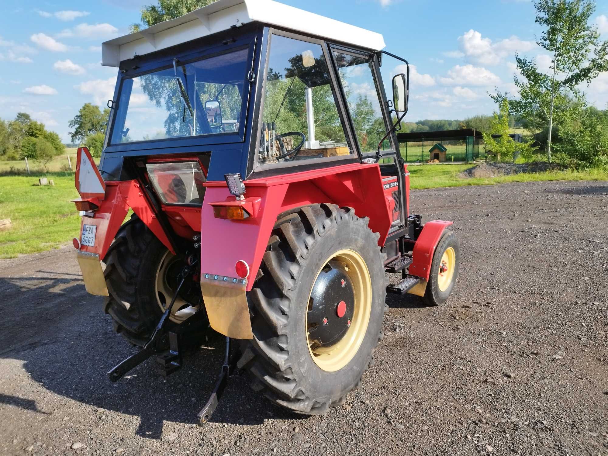 Zetor 5011 jak 5211