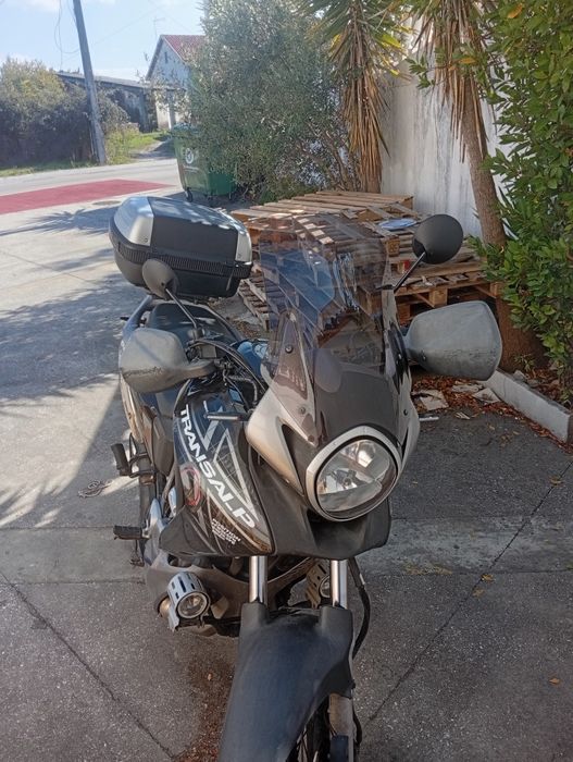 Honda Transalp 2008