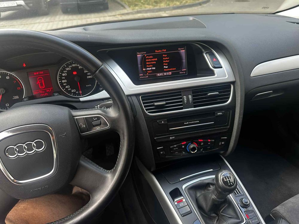 Audi A4 B8 1.8 tfsi Xenon LED Alcantara MMI 2011r