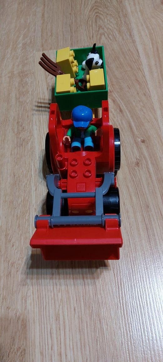 Lego Duplo traktor