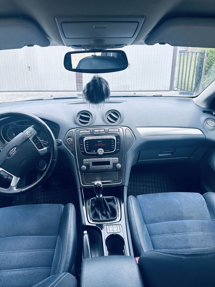 Ford mondeo mk4 titanium