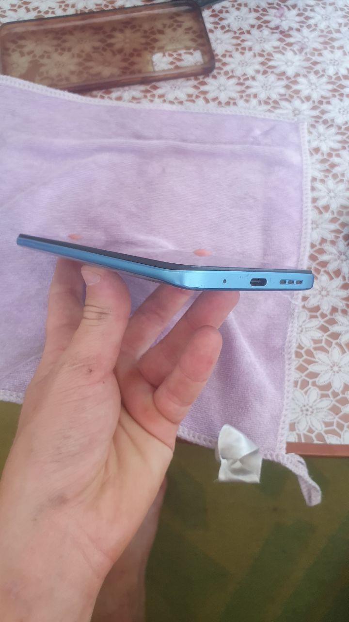 Redmi 10 2022 в хорошем состоянии